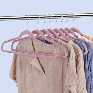 Segawe 100PCS Velvet Hangers Non-Slip Flocked Clothes Hangers w/ 360¡ã Swivel Hook Pink